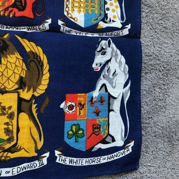 Vintage‎ Ulster Irish Linen Tea Towel Wall Art Crests THE QUEEN BEASTS New - Picture 9 of 11